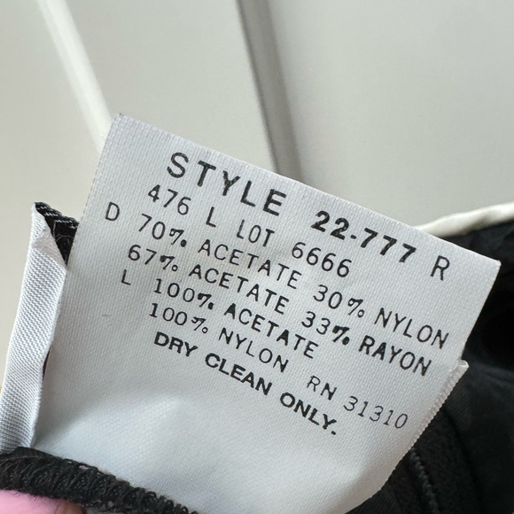 Adorable lil byer girls dress 👯‍♀️ - Picture 8 of 8